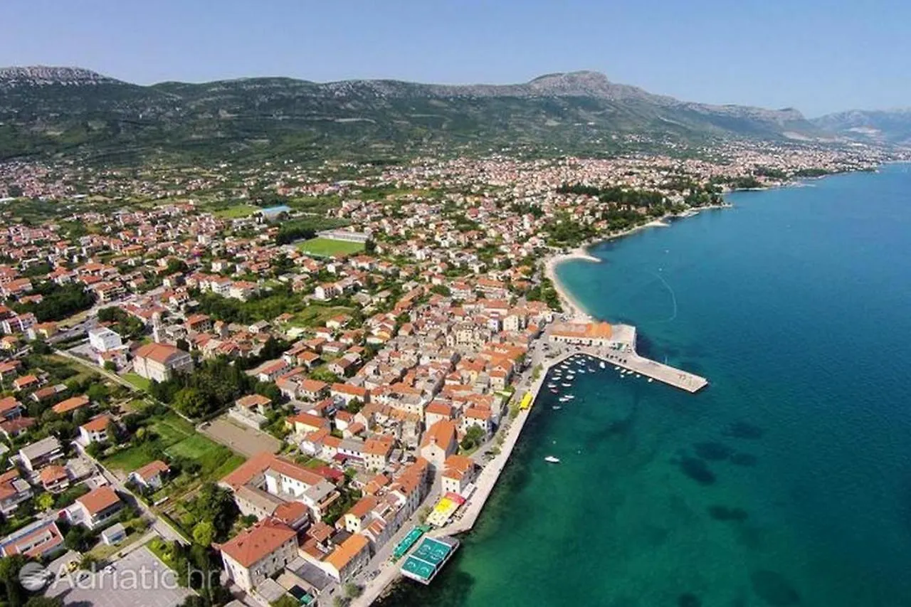 Holiday Home Labinezza Kastela